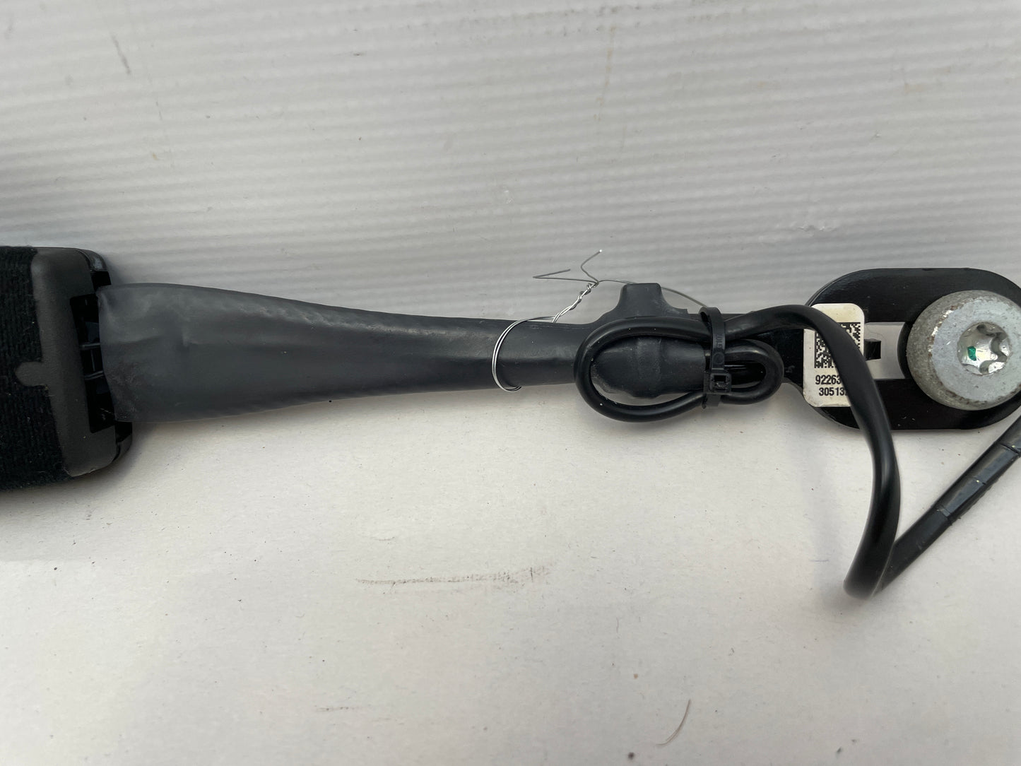 2014 Chevy SS Sedan LH Driver Seat Belt Buckle Receiver OEM - Day's Parts Yard