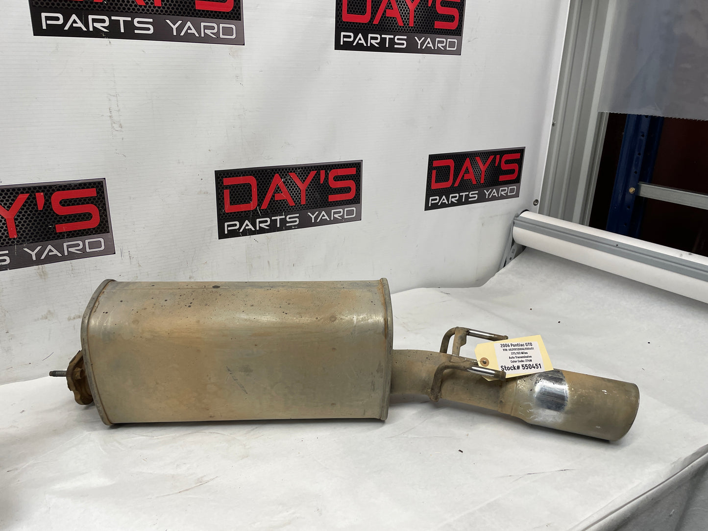 2006 Pontiac GTO RH & LH Axle Back Exhaust Mufflers Factory OEM - Day's Parts Yard