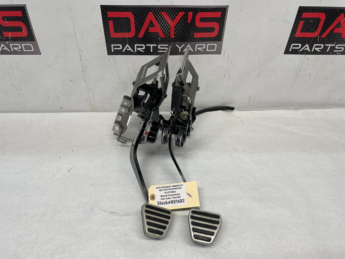 2013 Chevy Camaro ZL1 Manual Transmission Pedal Set Brake & Clutch Assembly OEM - Day's Parts Yard