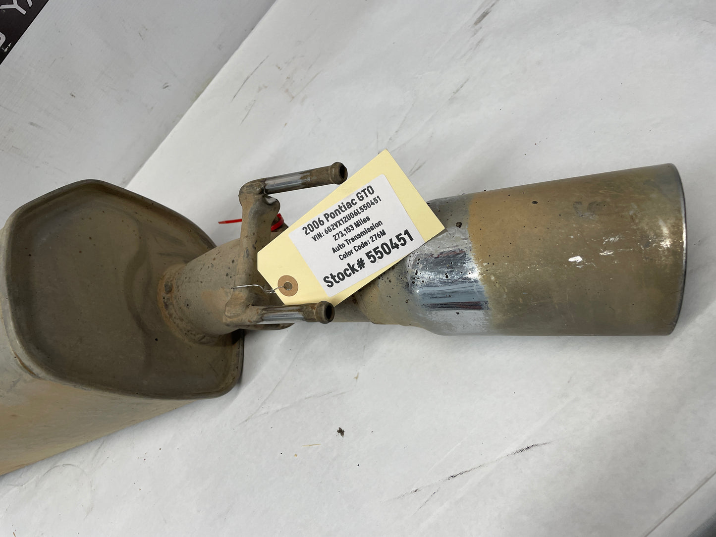 2006 Pontiac GTO RH & LH Axle Back Exhaust Mufflers Factory OEM - Day's Parts Yard