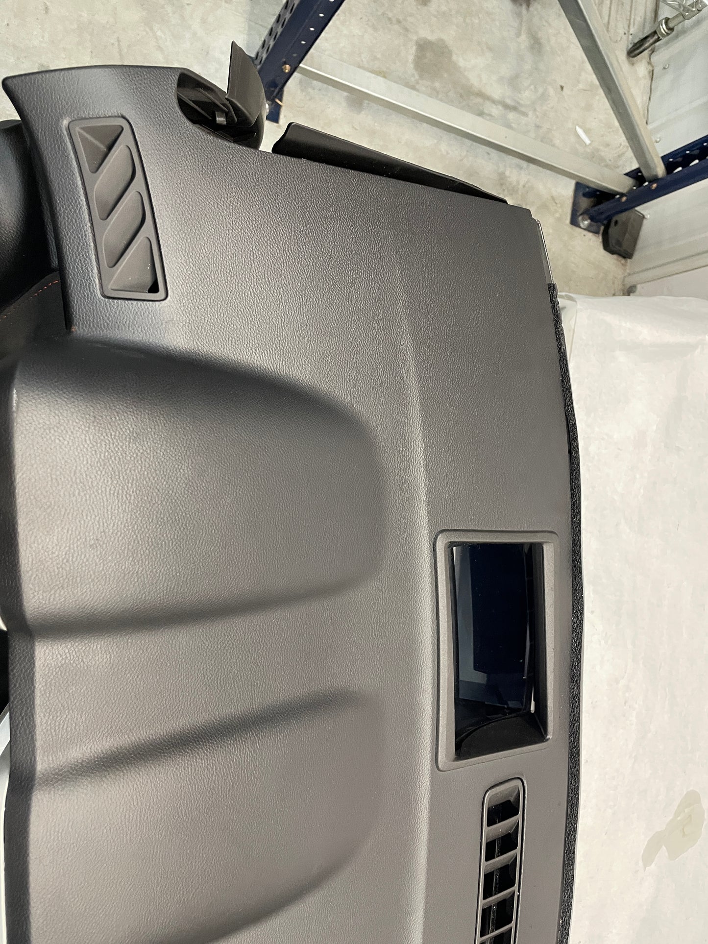 2013 Chevy Camaro ZL1 Dash w/ Center Console OEM - Day's Parts Yard