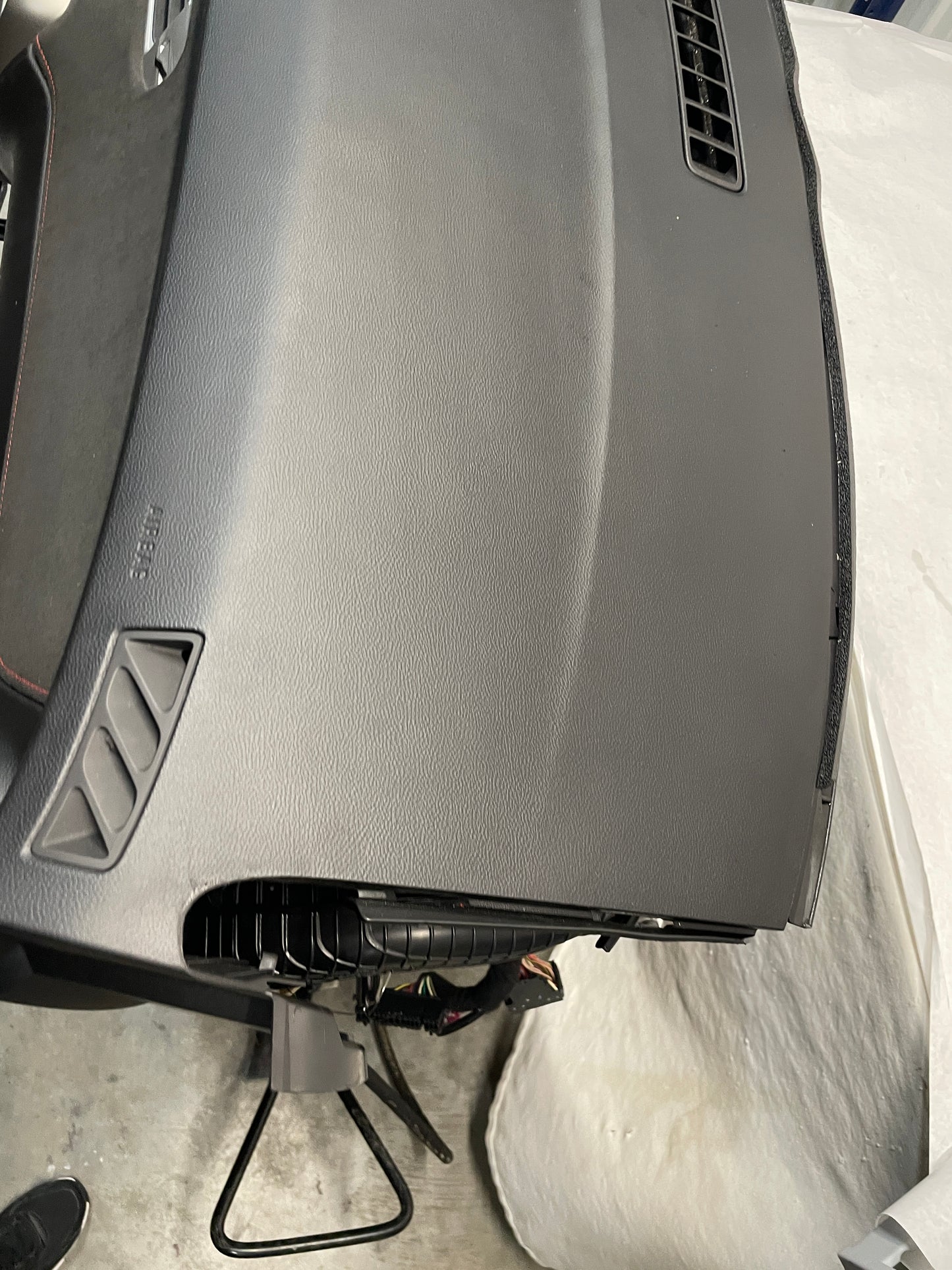 2013 Chevy Camaro ZL1 Dash w/ Center Console OEM - Day's Parts Yard
