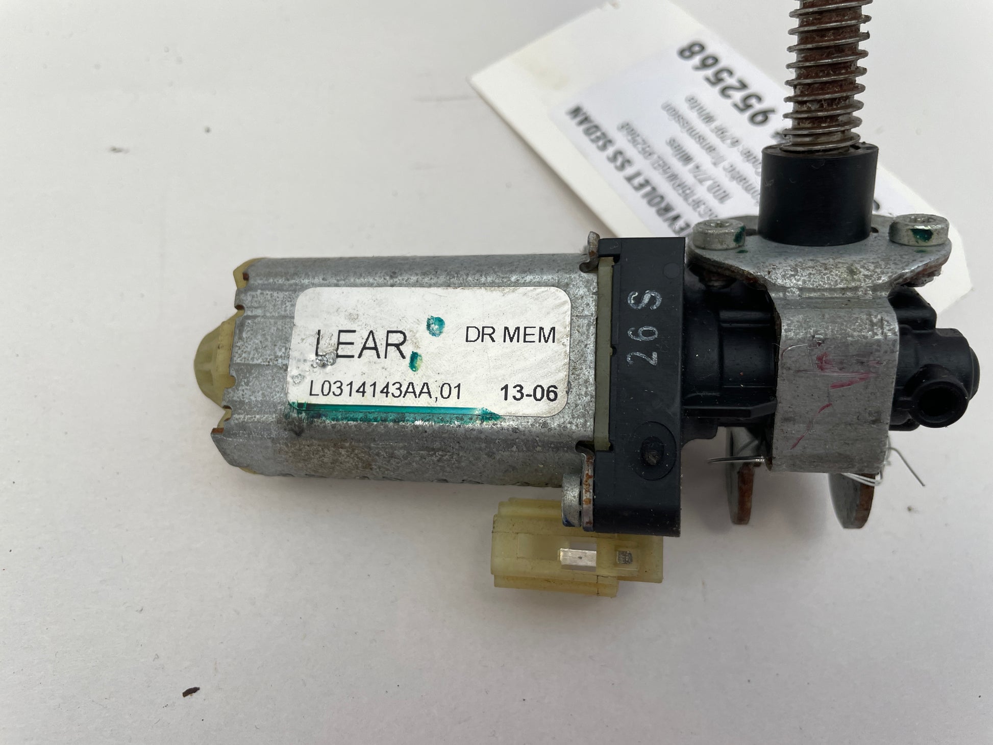 2014 Chevy SS Sedan Front LH Driver Seat Tack Adjustment Control Motor OEM - Day's Parts Yard