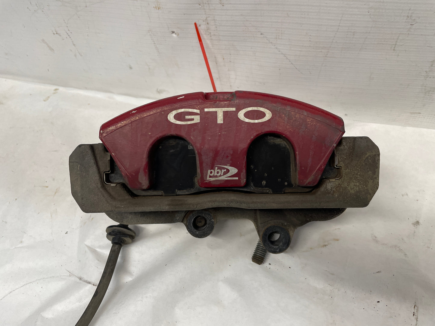 2006 Pontiac GTO Front PBR Brake Calipers OEM - Day's Parts Yard