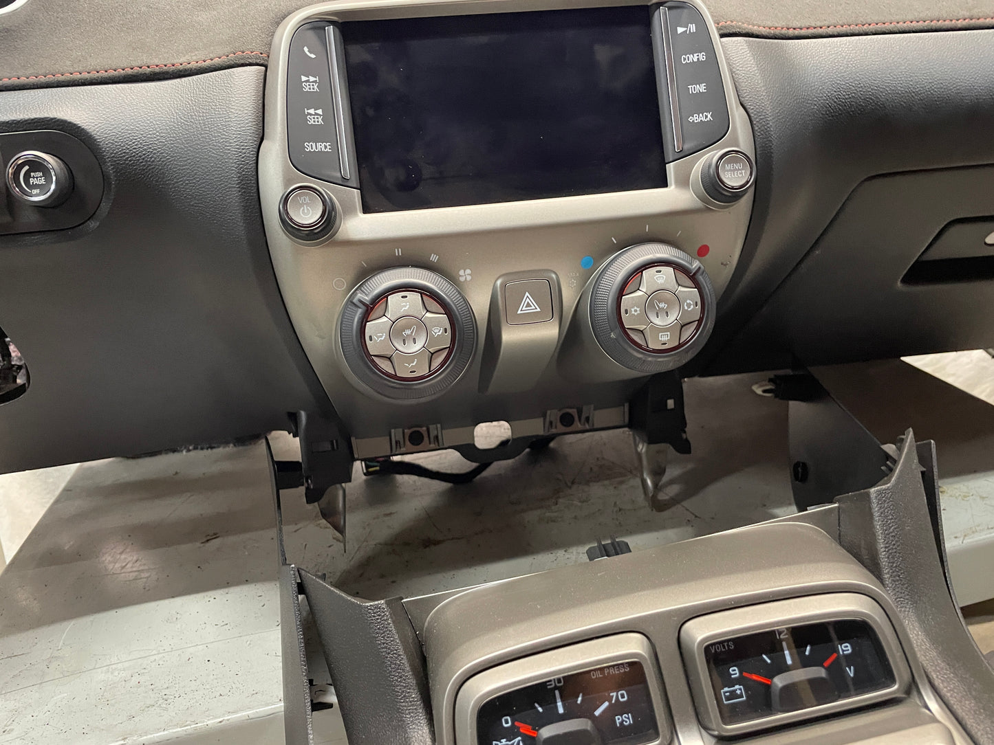 2013 Chevy Camaro ZL1 Dash w/ Center Console OEM - Day's Parts Yard
