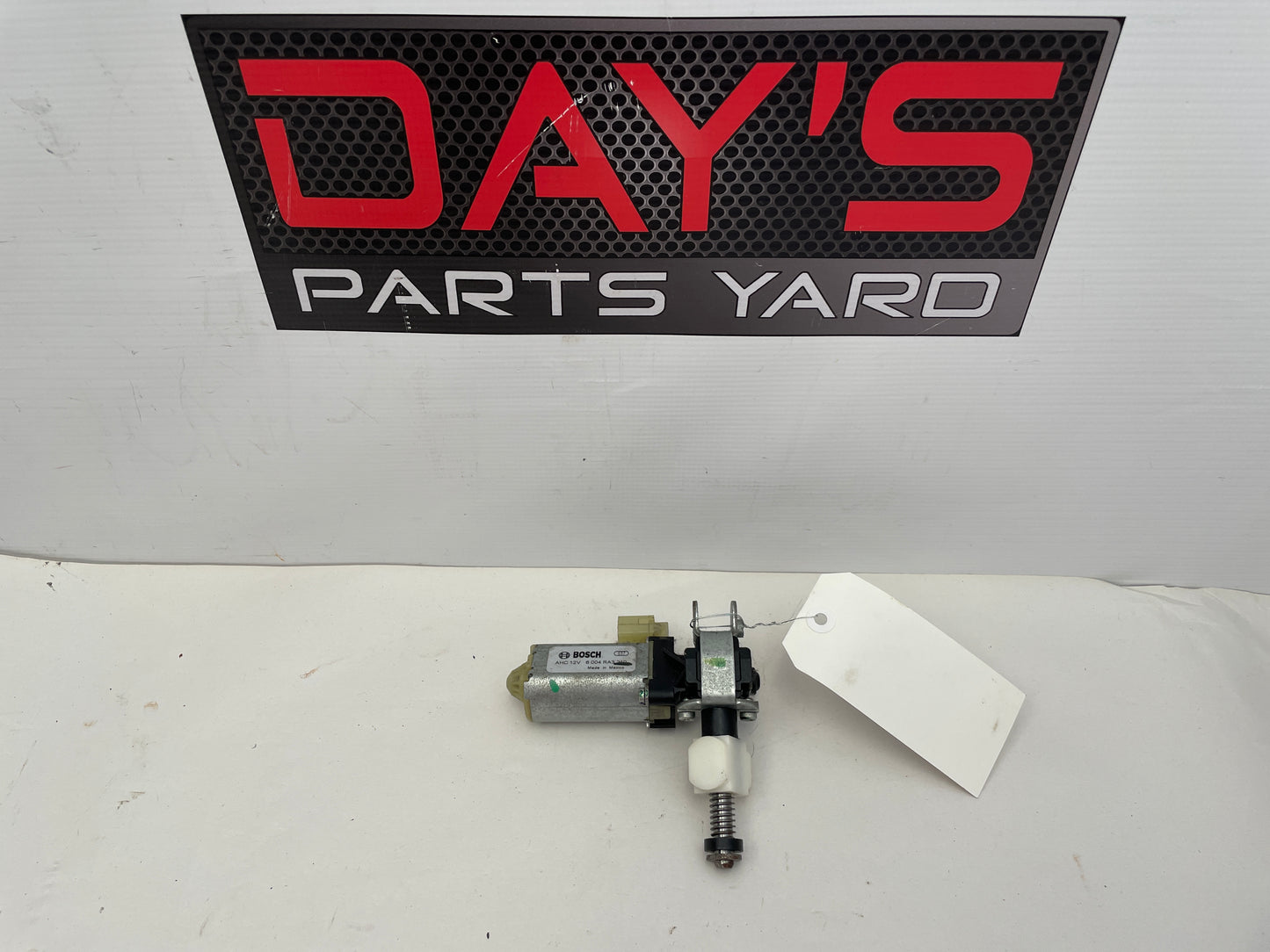2014 Chevy SS Sedan LH Driver Seat Motor Bosch AHC 12V Power OEM - Day's Parts Yard