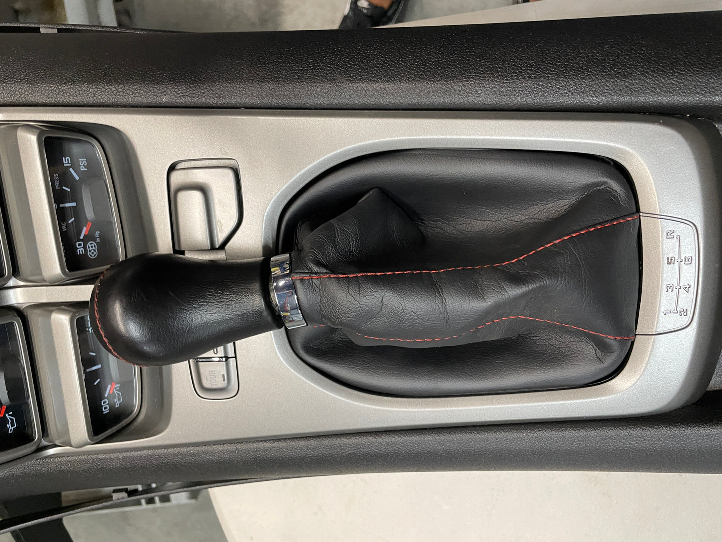 2013 Chevy Camaro ZL1 Dash w/ Center Console OEM - Day's Parts Yard
