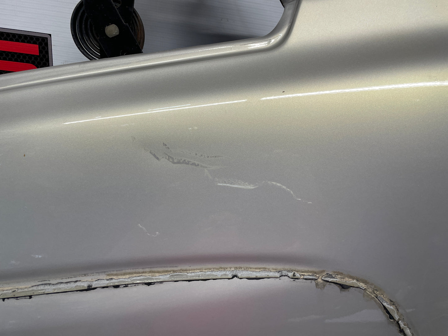 2005 Chevy Avalanche LH Driver Fender OEM - Day's Parts Yard