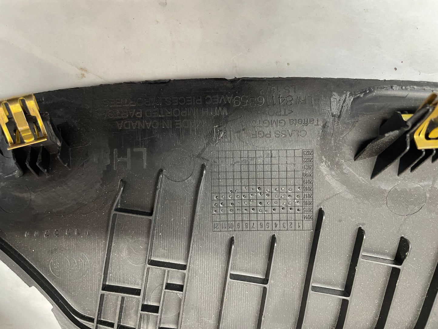 2016 Cadillac CTS-V LH Driver Rear C Pillar Cover Trim Panel OEM
