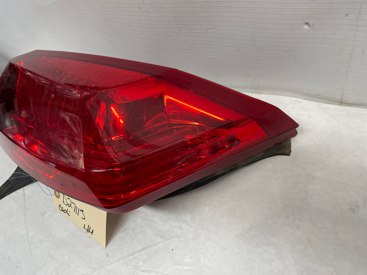 2016 Cadillac CTS-V LH Driver Tail Light Taillight Stop Lamp OEM
