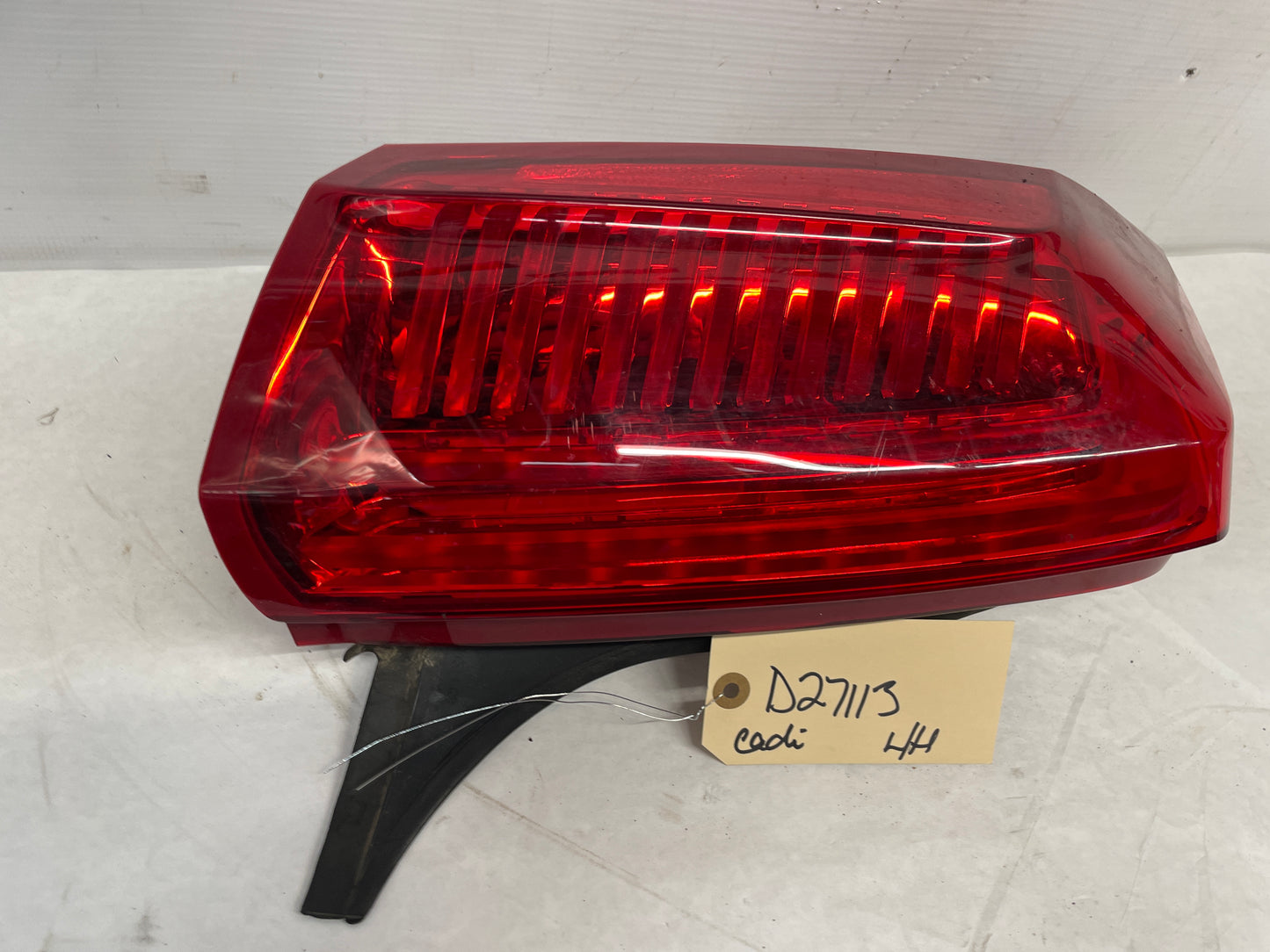 2016 Cadillac CTS-V LH Driver Tail Light Taillight Stop Lamp OEM