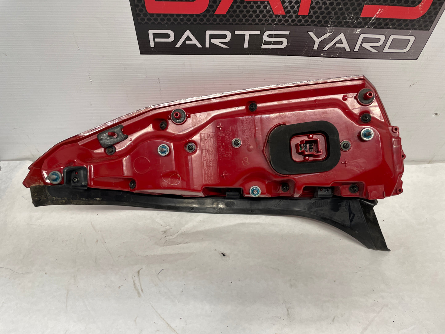 2016 Cadillac CTS-V LH Driver Tail Light Taillight Stop Lamp OEM