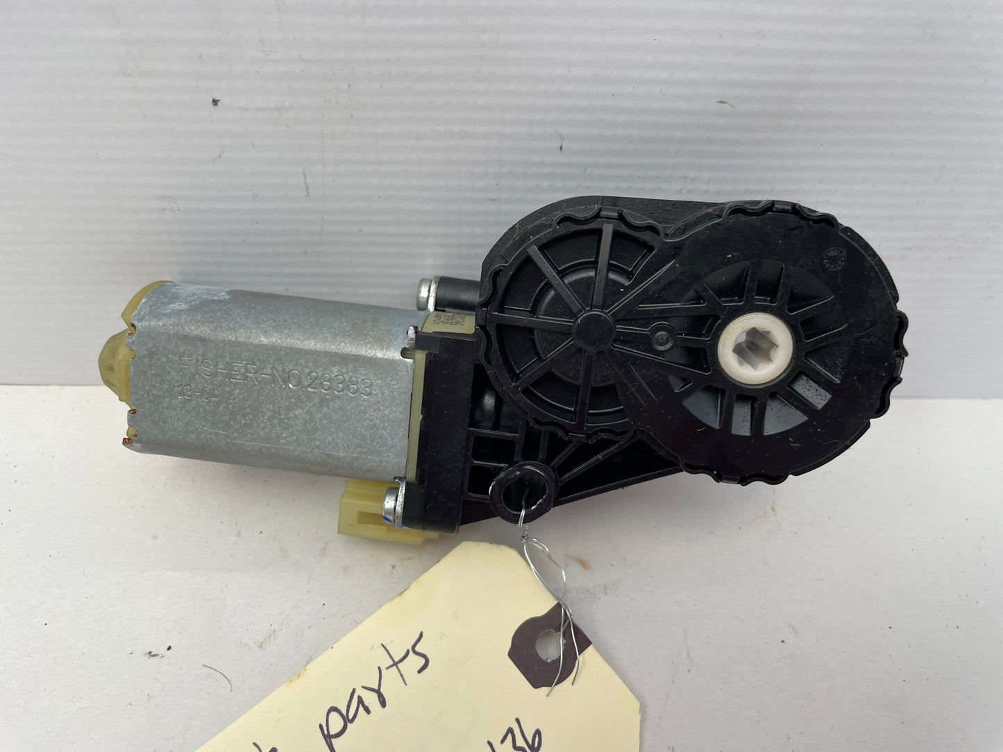 2014 Chevy SS Sedan LH Driver Seat Motor Bosch API 12V Power OEM - Day's Parts Yard