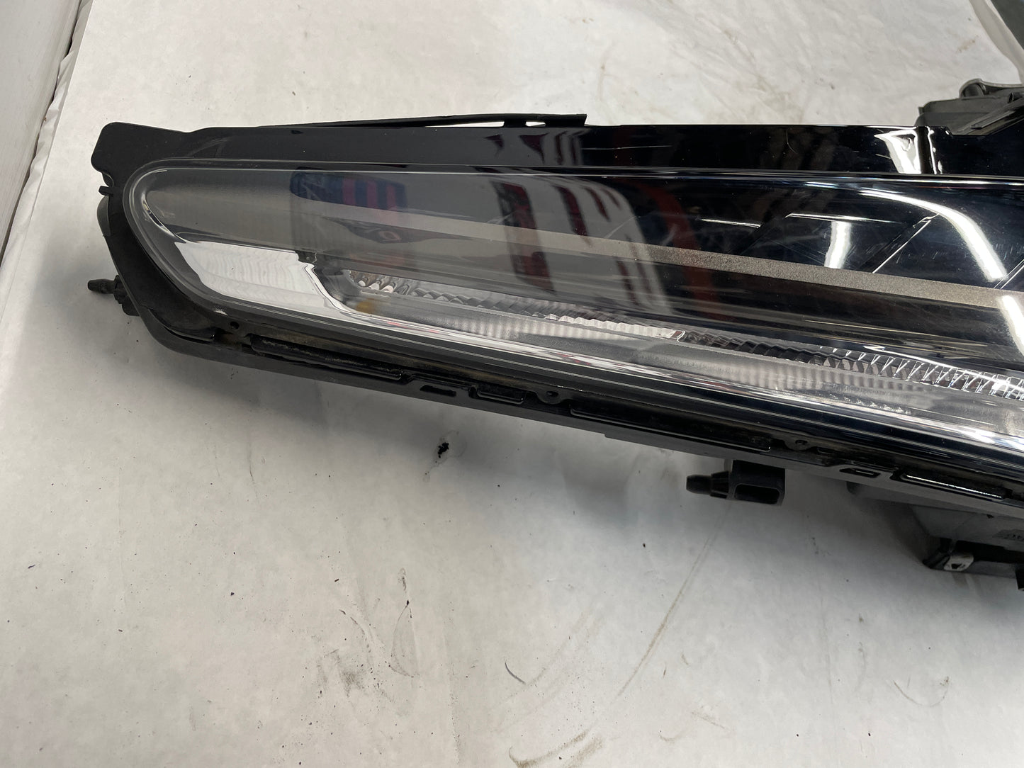 2016 Cadillac CTS-V RH Passenger Headlight Head Light Lamp HID Xenon OEM