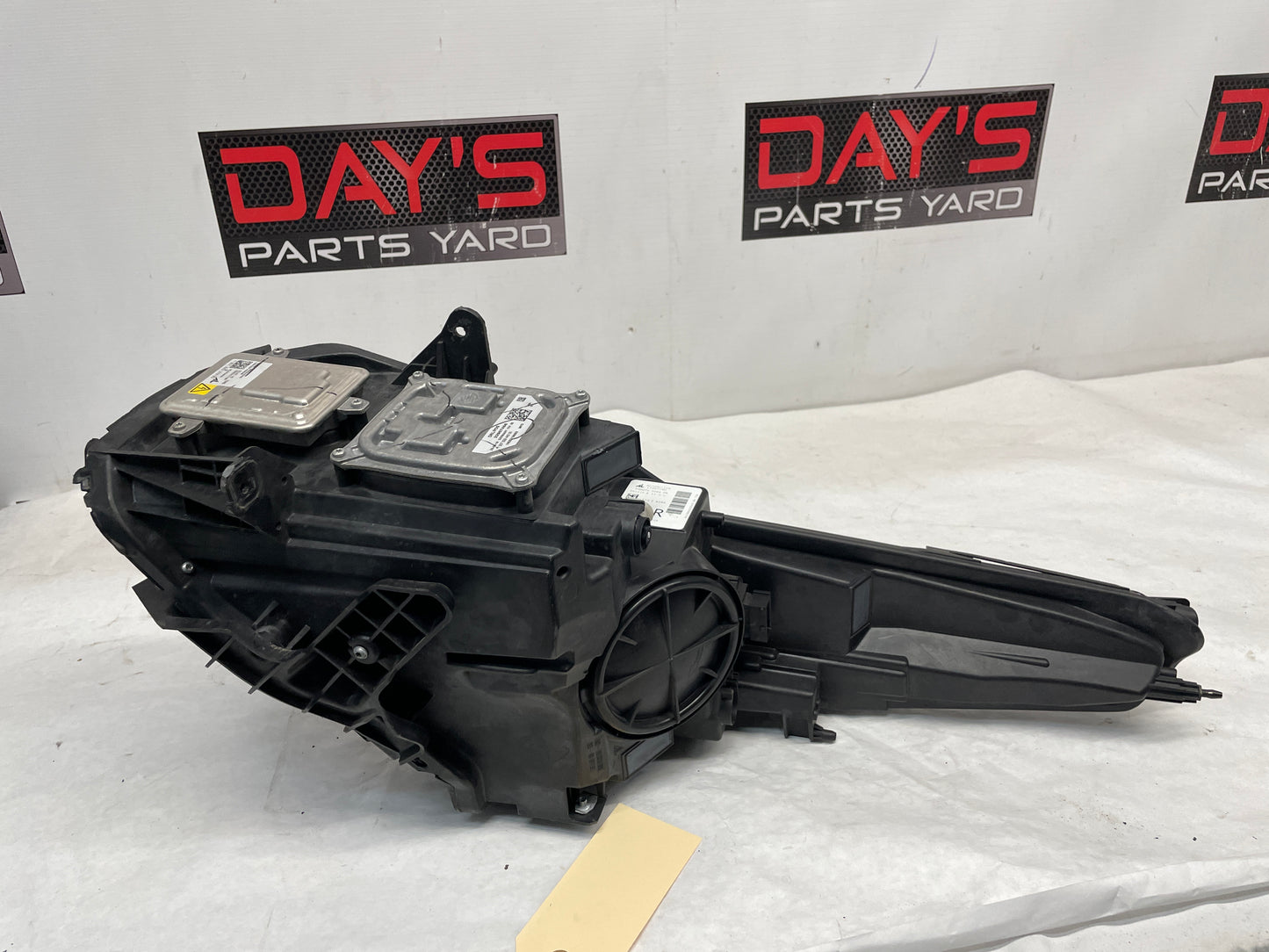 2016 Cadillac CTS-V RH Passenger Headlight Head Light Lamp HID Xenon OEM