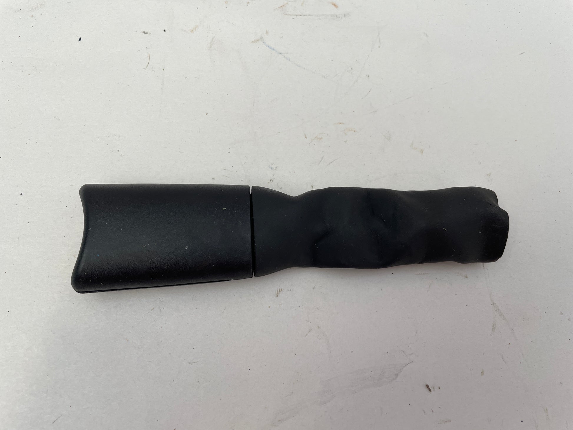 2014 Chevy SS Sedan LH Driver Seat  Pretensioner Boot OEM - Day's Parts Yard