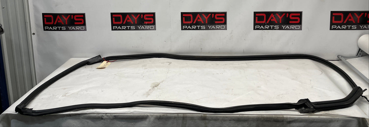 2002 Chevy Camaro SS RH Passenger Door T-Top Weather Strip Seal OEM - Day's Parts Yard