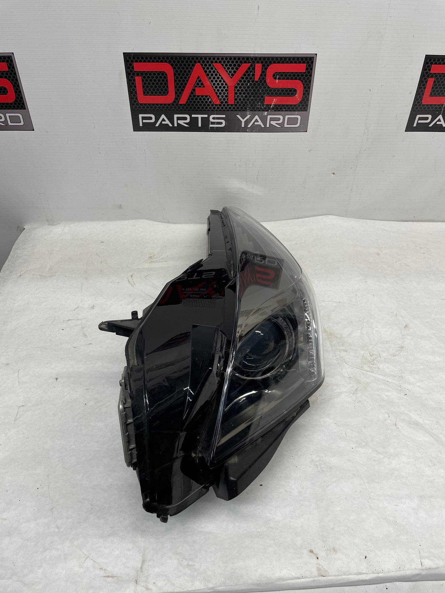 2016 Cadillac CTS-V LH Driver Headlight Head Light Lamp Xenon HID OEM