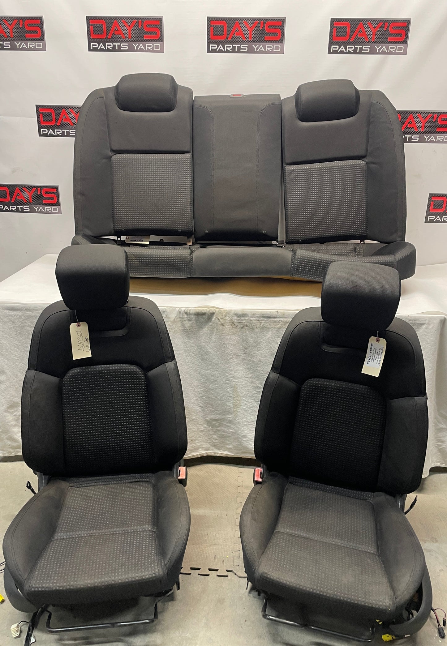 2009 Pontiac G8 GT Seats Fronts and Rears Black Cloth OEM - Day's Parts Yard