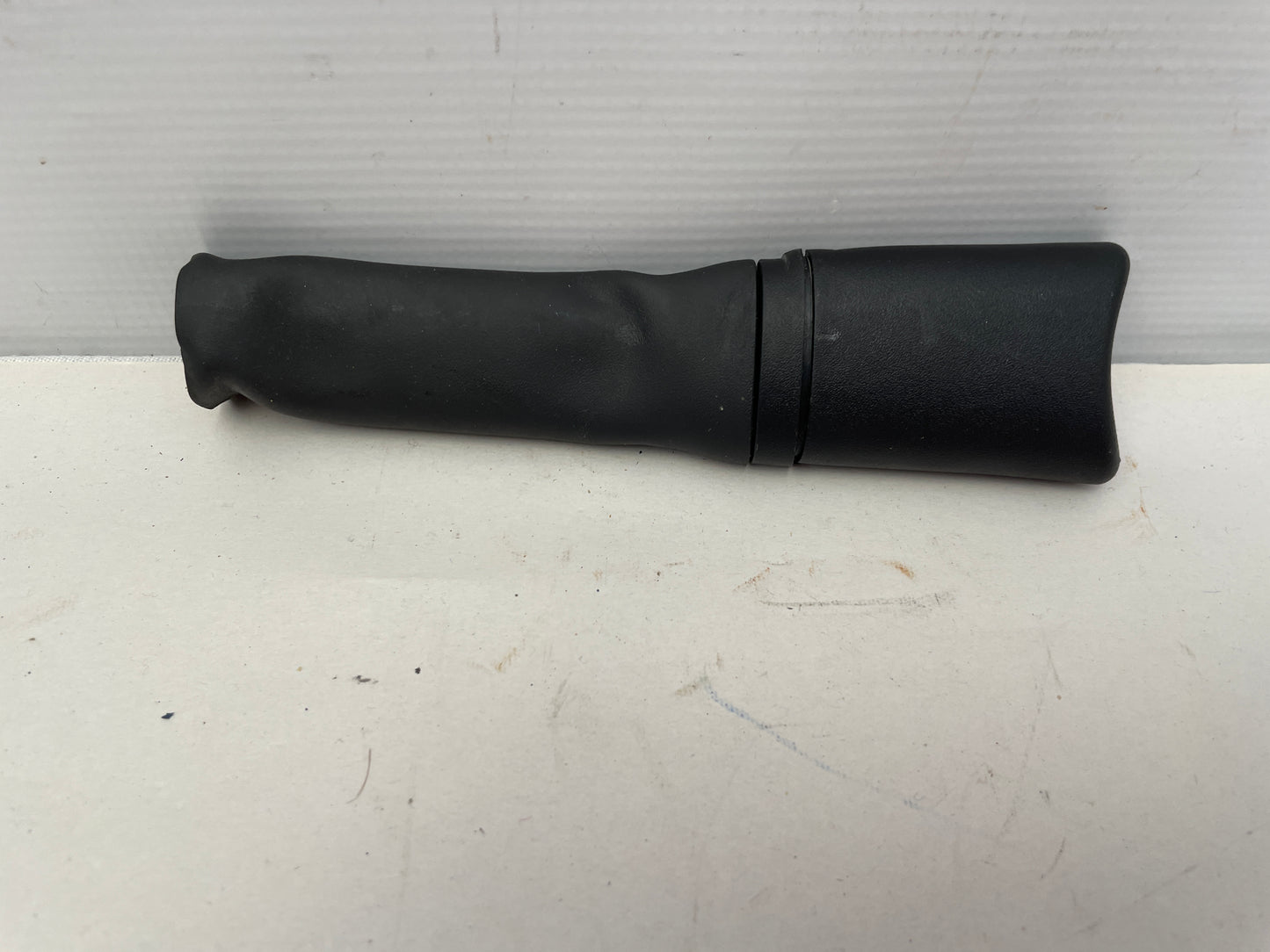 2015 Chevy SS Sedan RH Passenger Seat Pretensioner Sleeve Cover OEM - Day's Parts Yard