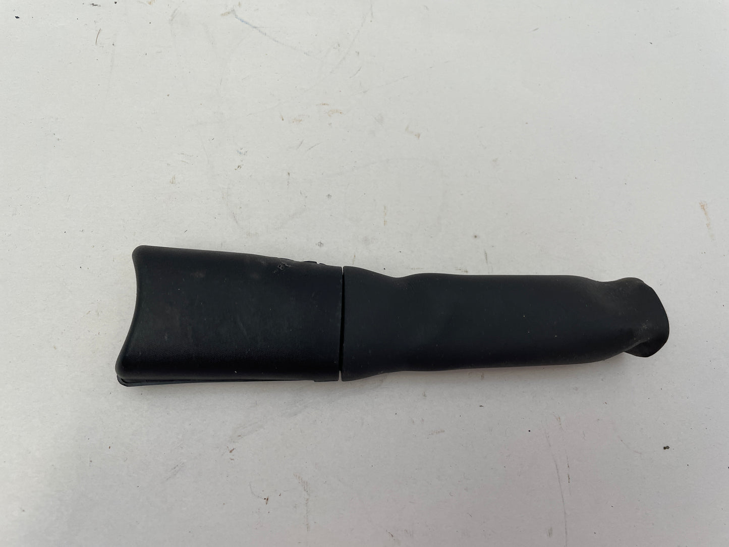 2015 Chevy SS Sedan RH Passenger Seat Pretensioner Sleeve Cover OEM - Day's Parts Yard