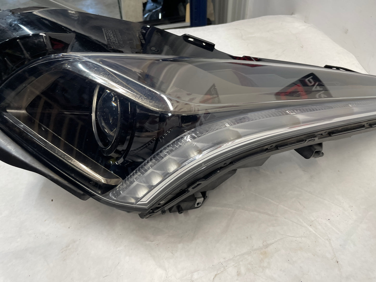 2016 Cadillac CTS-V LH Driver Headlight Head Light Lamp Xenon HID OEM