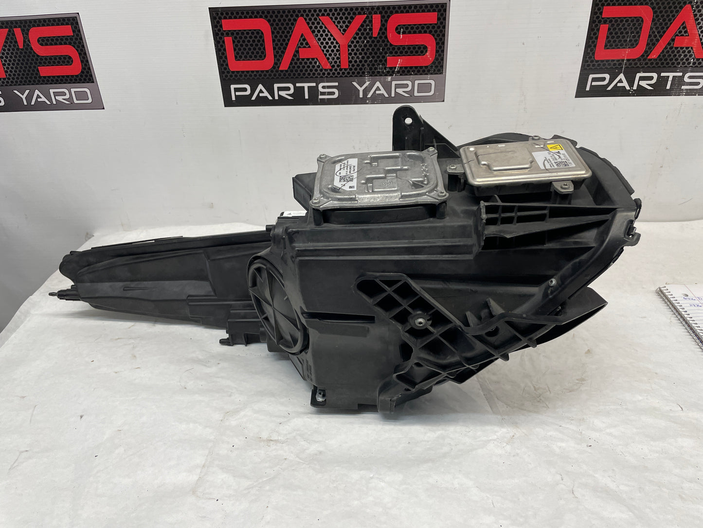 2016 Cadillac CTS-V LH Driver Headlight Head Light Lamp Xenon HID OEM