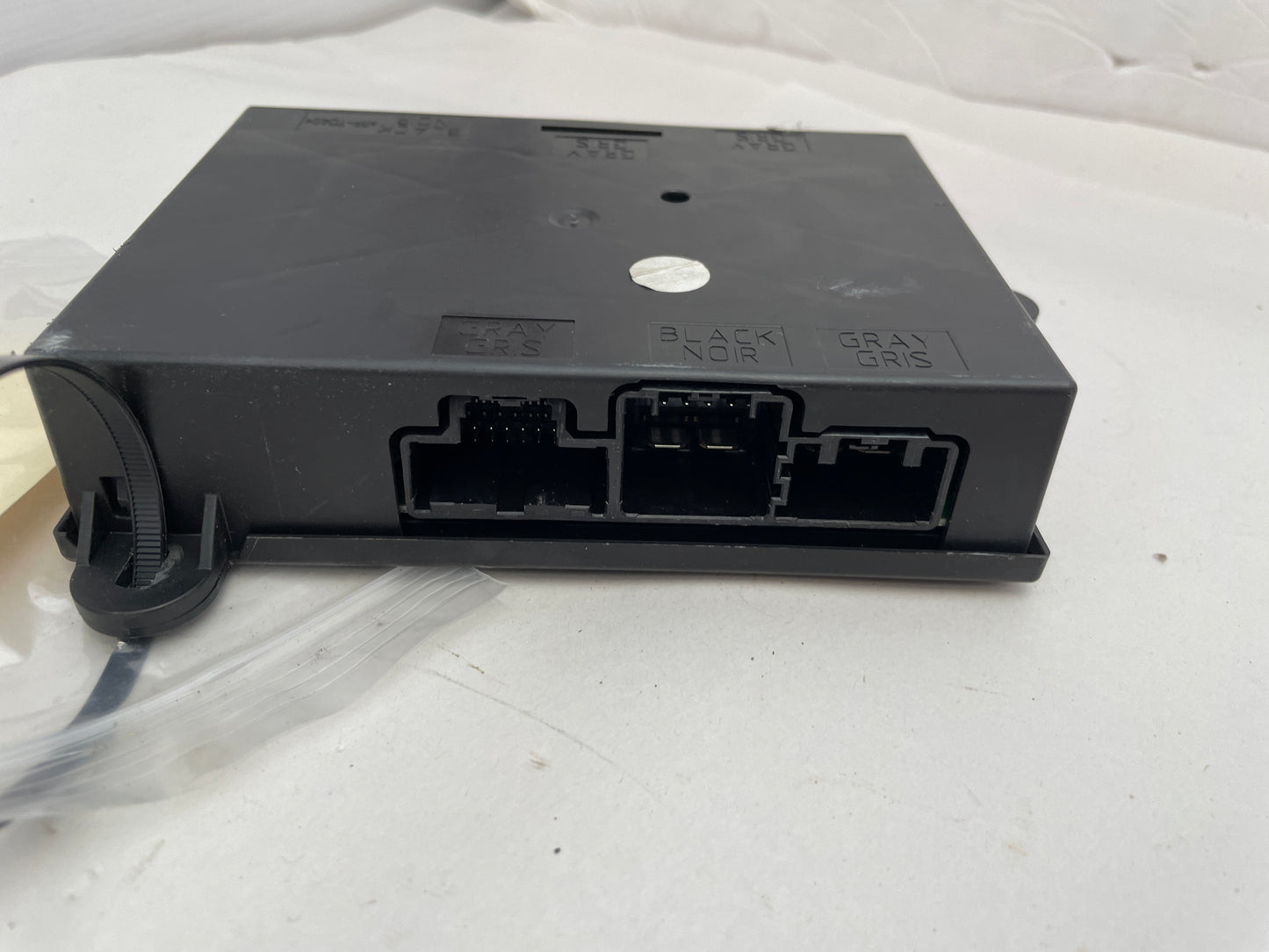 2014 Chevy SS Sedan LH Driver Memory Electronic Seat Control Module Computer OEM - Day's Parts Yard