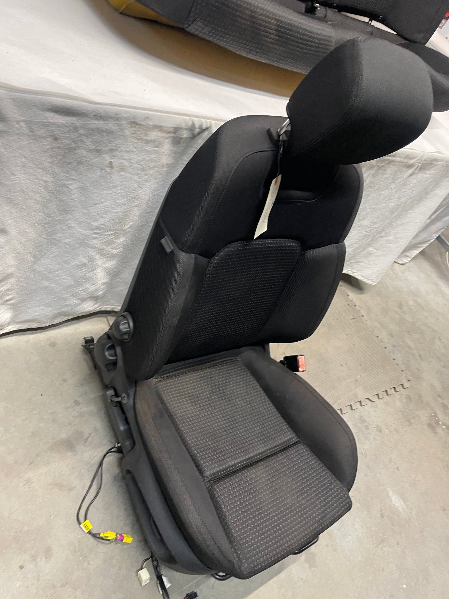 2009 Pontiac G8 GT Seats Fronts and Rears Black Cloth OEM - Day's Parts Yard