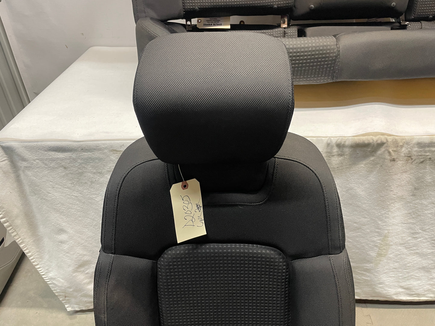 2009 Pontiac G8 GT Seats Fronts and Rears Black Cloth OEM - Day's Parts Yard