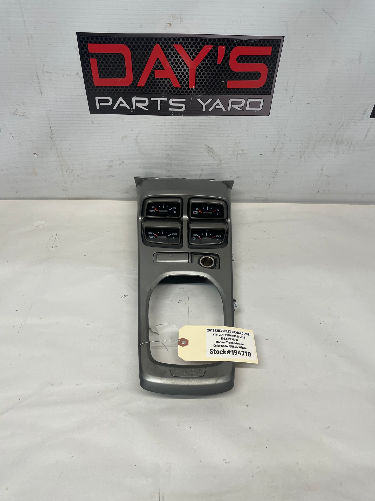 2013 Chevy Camaro 2SS Center Console Auxiliary Gauges Package OEM - Day's Parts Yard
