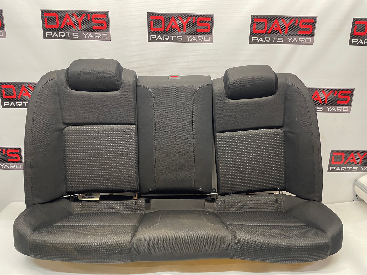2009 Pontiac G8 GT Seats Fronts and Rears Black Cloth OEM - Day's Parts Yard