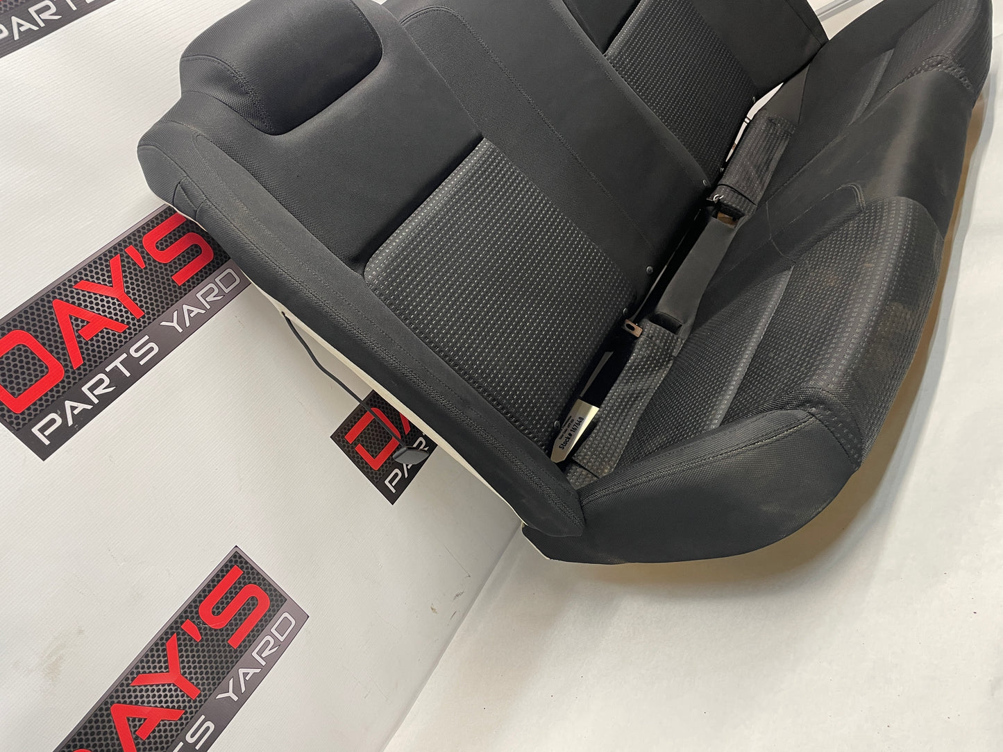2009 Pontiac G8 GT Seats Fronts and Rears Black Cloth OEM - Day's Parts Yard