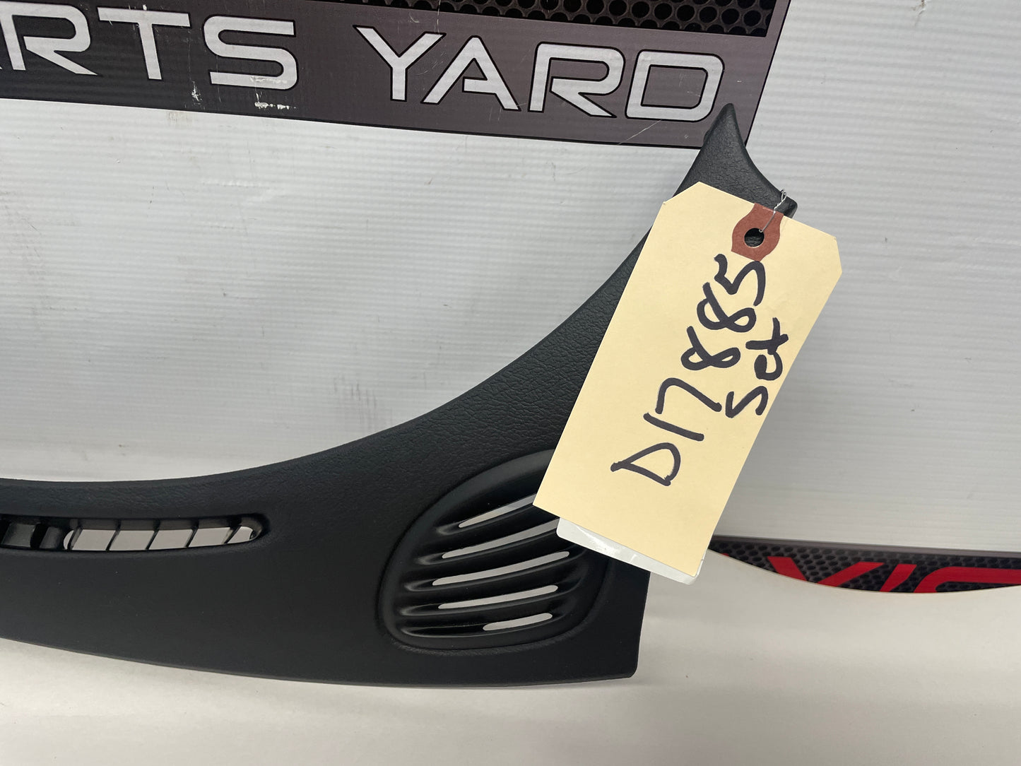 2004 Pontiac GTO RH & LH Dash Cowl Defrost Panels Vent Trim OEM - Day's Parts Yard