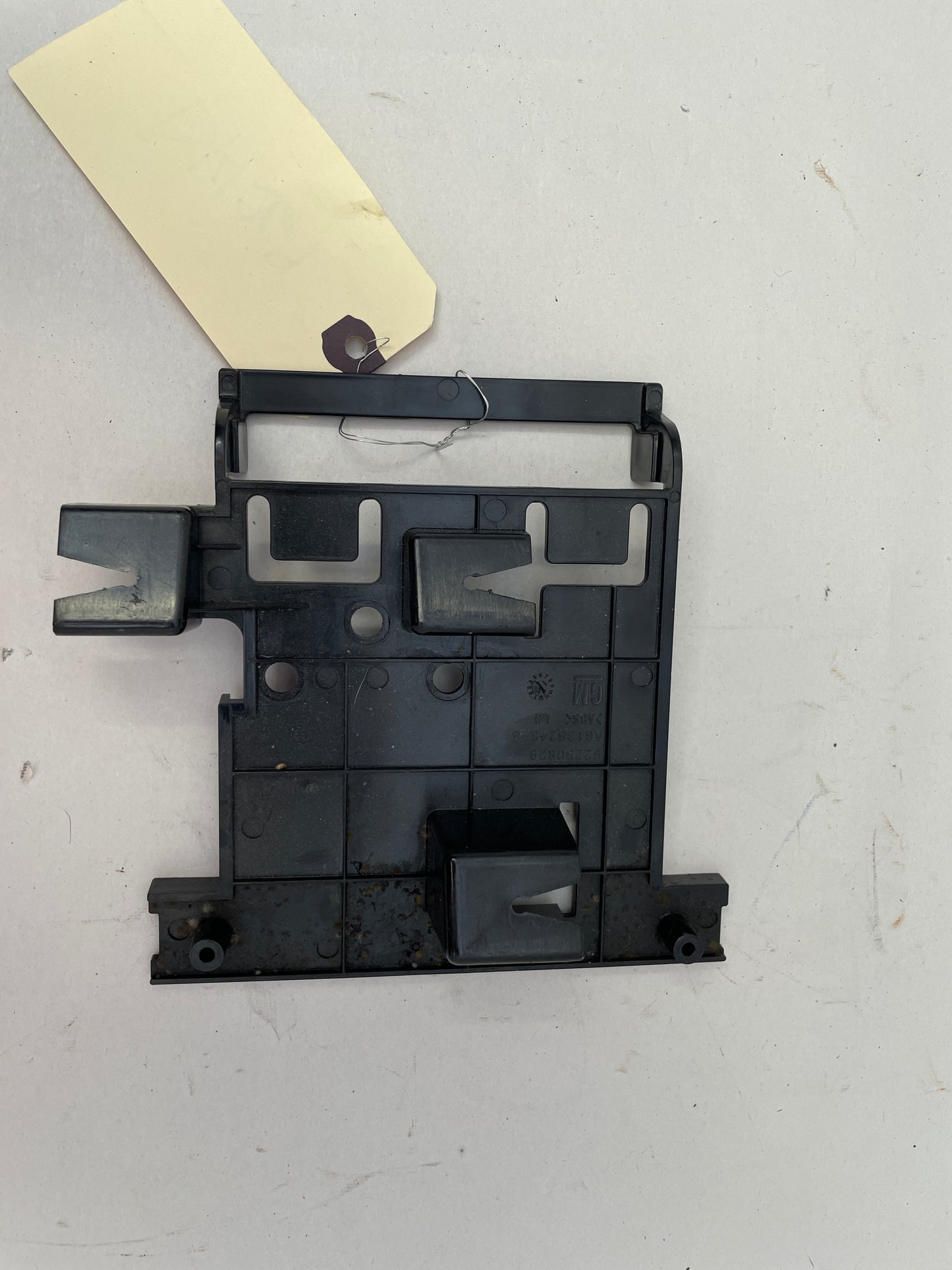 2014 Chevy SS Sedan LH Driver Memory Electronic Seat Control Module Bracket OEM - Day's Parts Yard