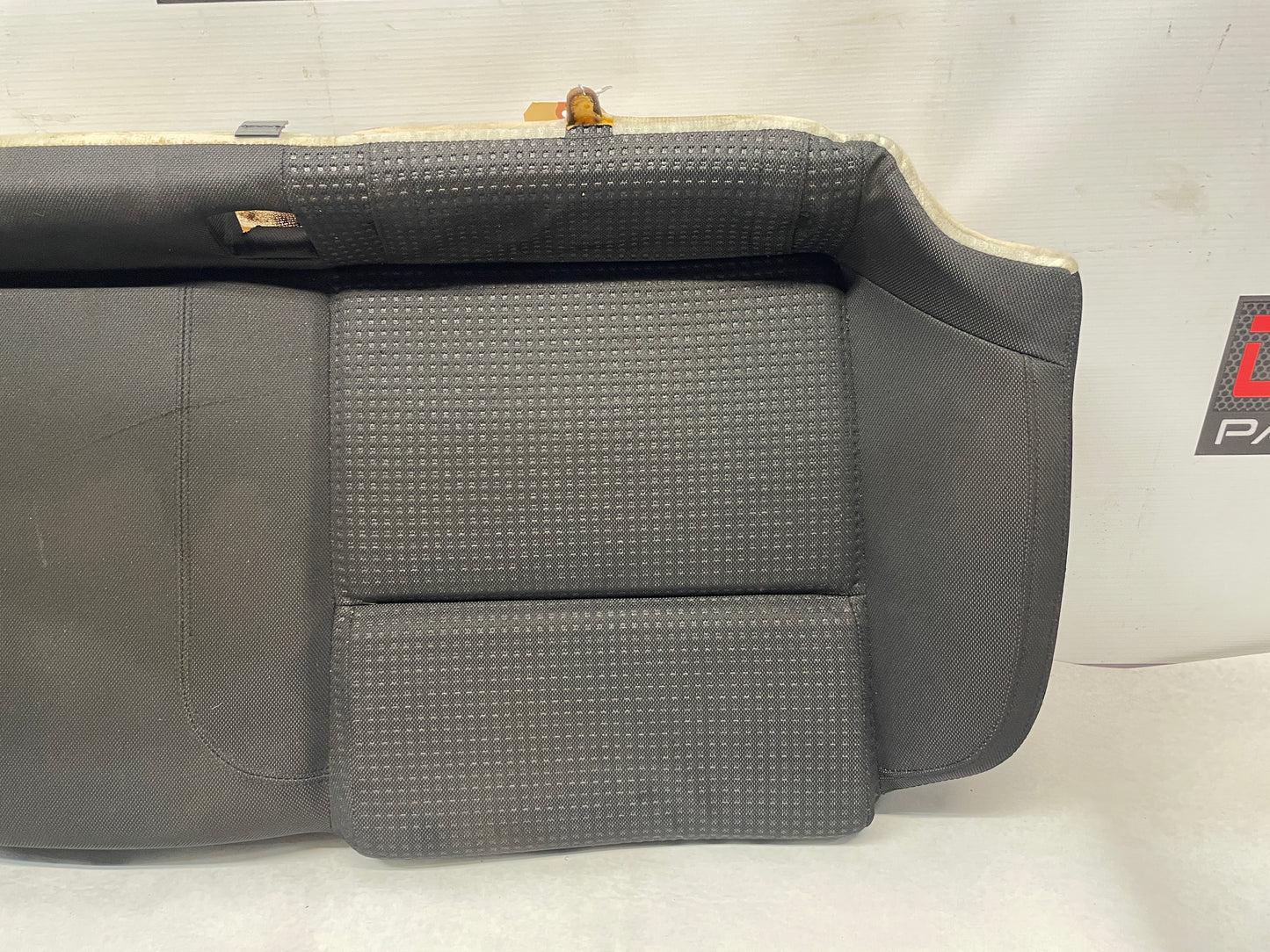 2009 Pontiac G8 GT Seats Fronts and Rears Black Cloth OEM - Day's Parts Yard