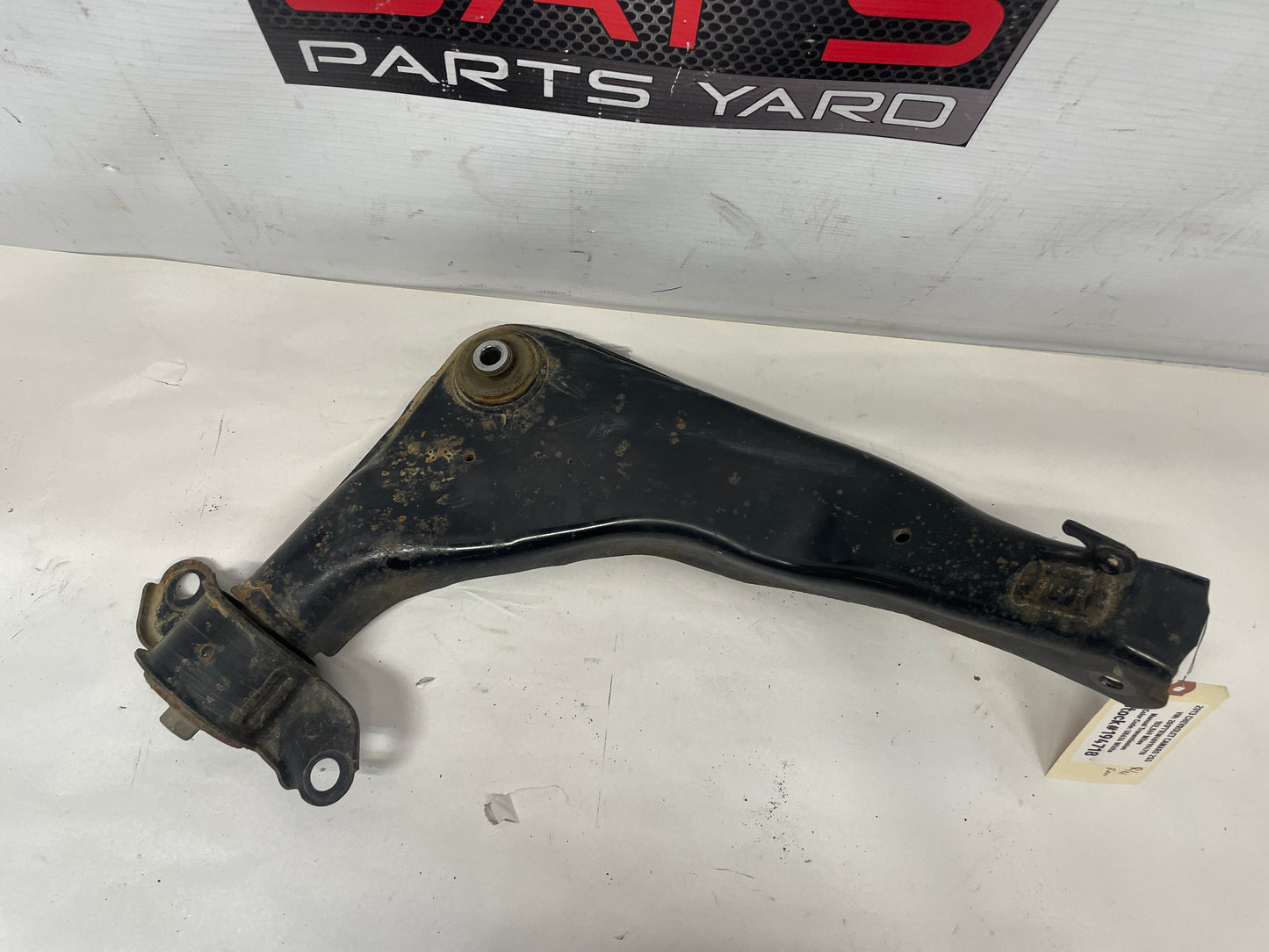 2013 Chevy Camaro 2S RH Passenger Rear Upper Control Arm OEM - Day's Parts Yard