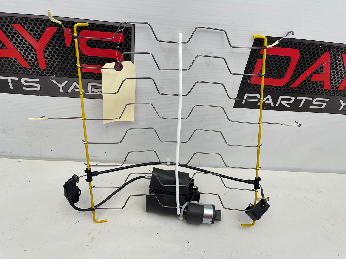 2014 Chevy SS Sedan LH Driver Front Seat Lumbar Support w/ Motor OEM - Day's Parts Yard