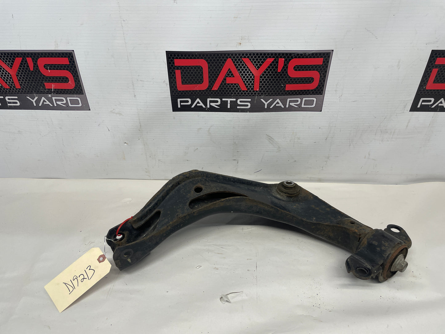 2013 Chevy Camaro 2S RH Passenger Rear Upper Control Arm OEM - Day's Parts Yard