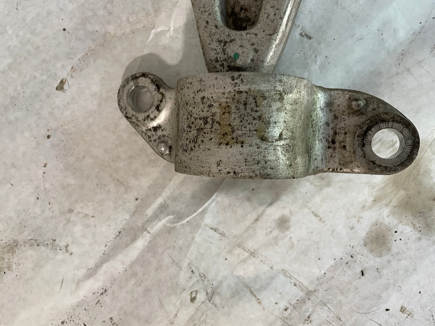 2016 Chevy SS Sedan Rear RH Passenger Upper Control Arm OEM - Day's Parts Yard