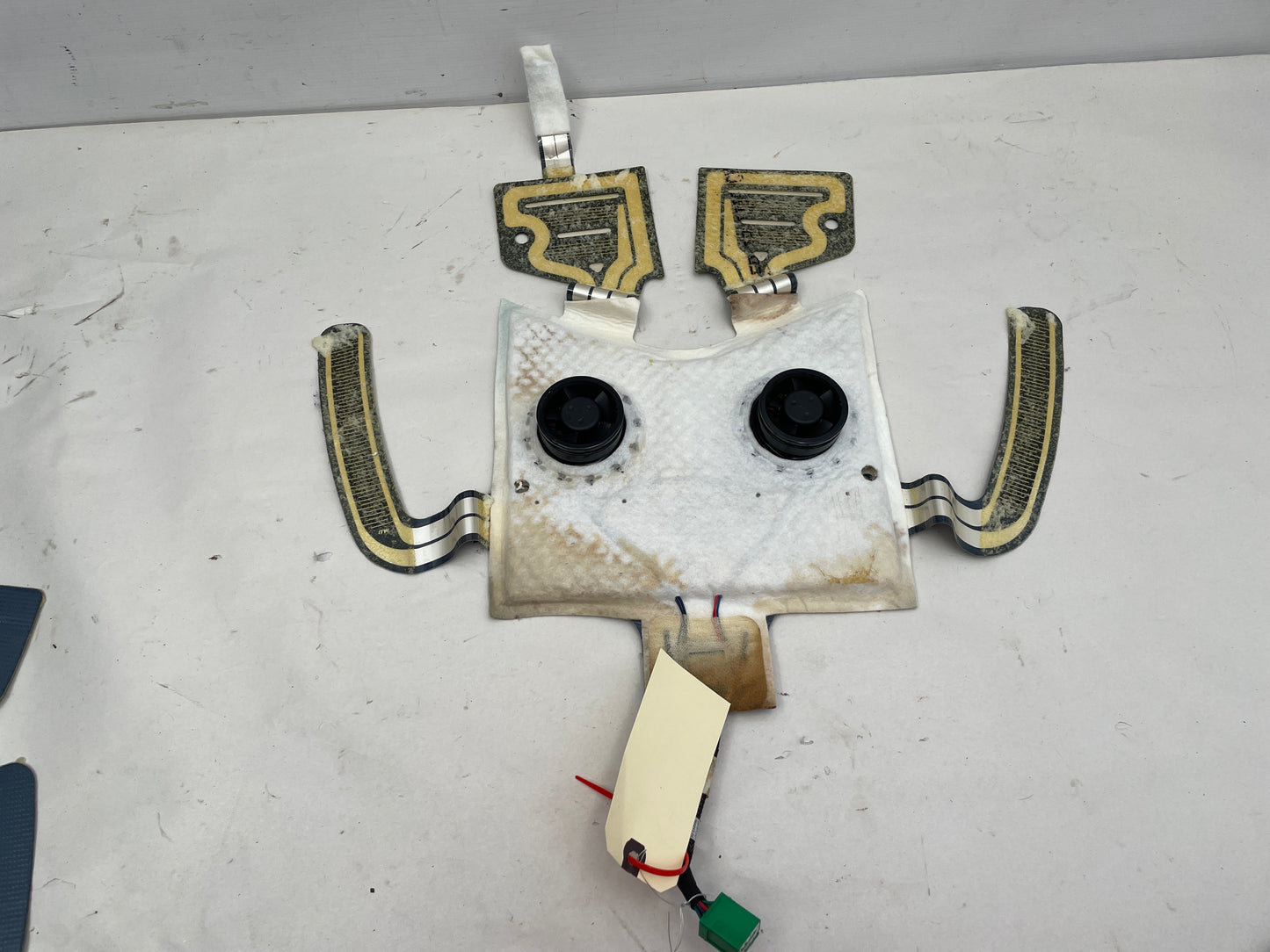 2014 Chevy SS Sedan Front RH Passenger Seat Heat Element Vent OEM - Day's Parts Yard