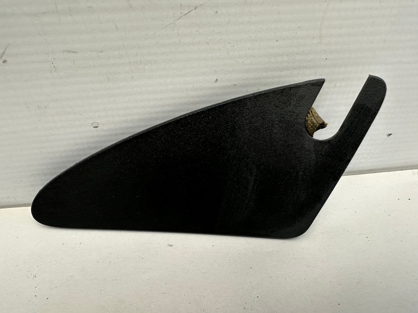 2008 Pontiac G8 GT LH Driver Interior Mirror Bolt Cover OEM - Day's Parts Yard