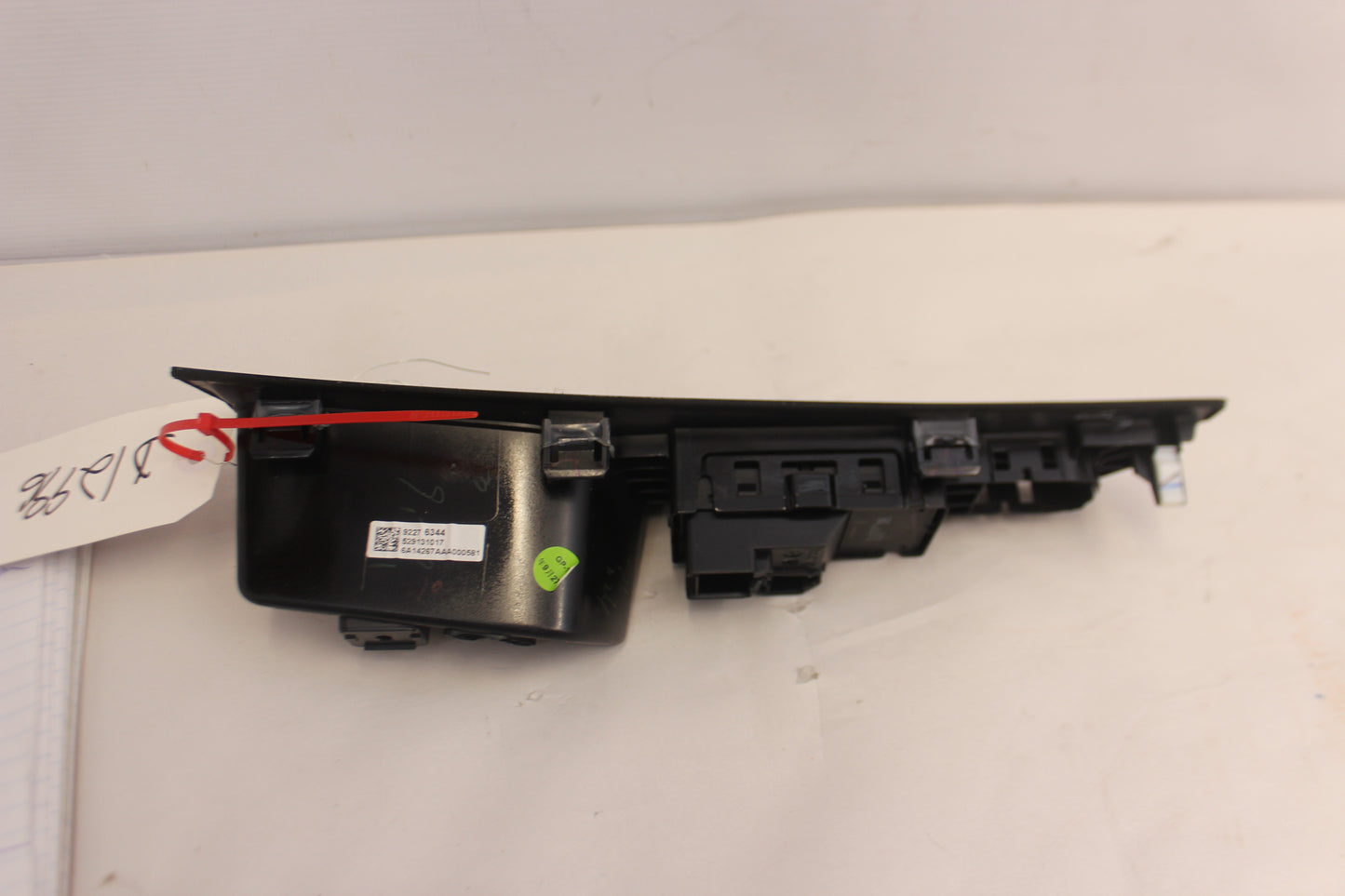 2015 Chevy SS Sedan Front RH Passenger Door Panel Window Switch & Bezel OEM - Day's Parts Yard