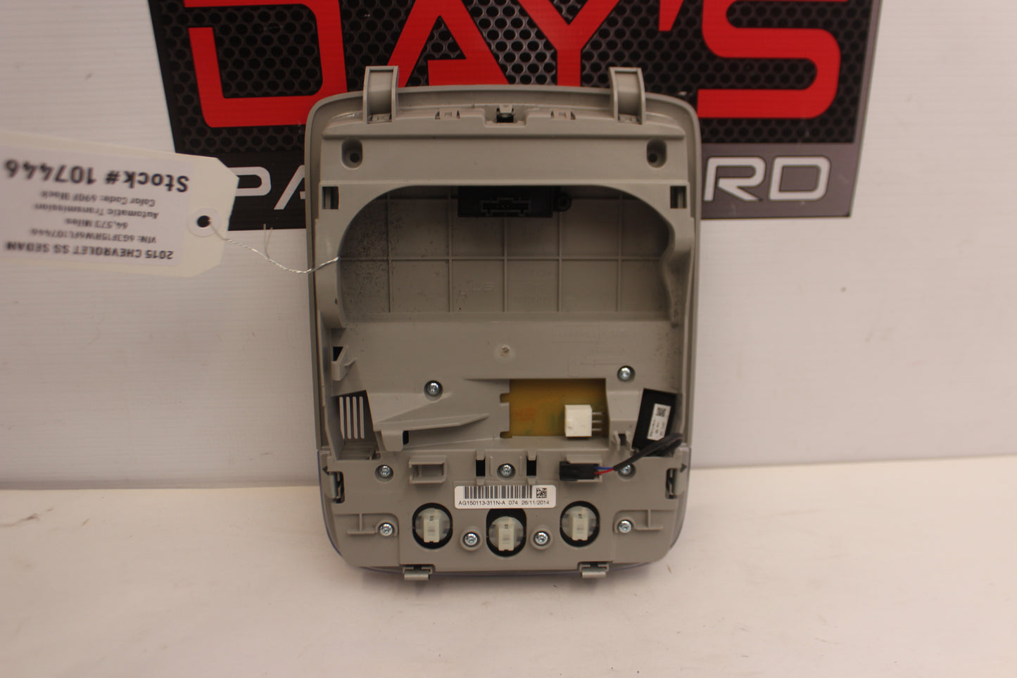 2015 Chevy SS Sedan Over Head Console Dome Light OEM - Day's Parts Yard