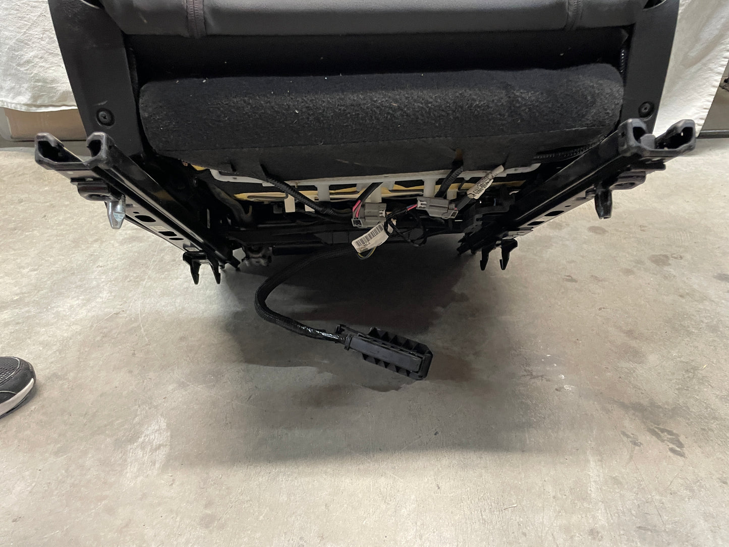 2015 Chevy Camaro SS Seats Front and Rears Black Leather OEM - Day's Parts Yard
