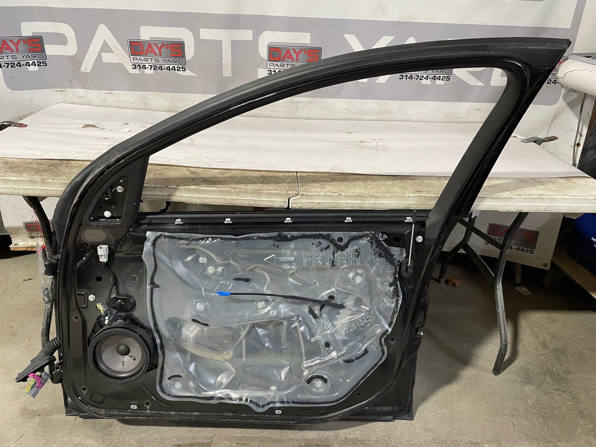 2015 Chevy SS Sedan Front RH Passenger Door OEM - Day's Parts Yard