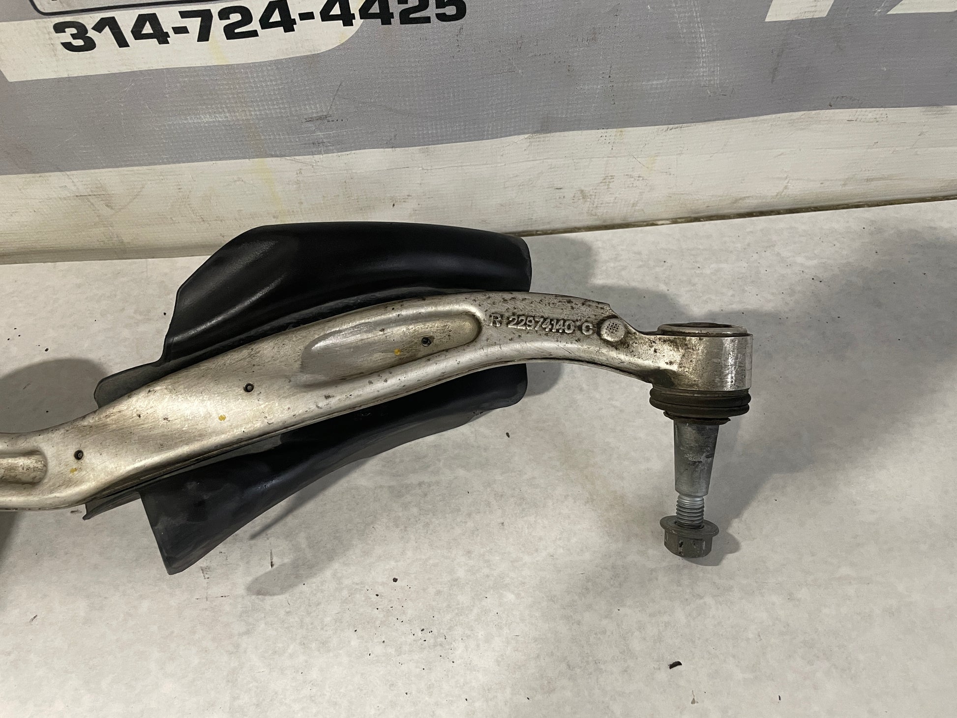 2016 Chevrolet Camaro SS Front RH Passenger Lower Control Arm OEM - Day's Parts Yard