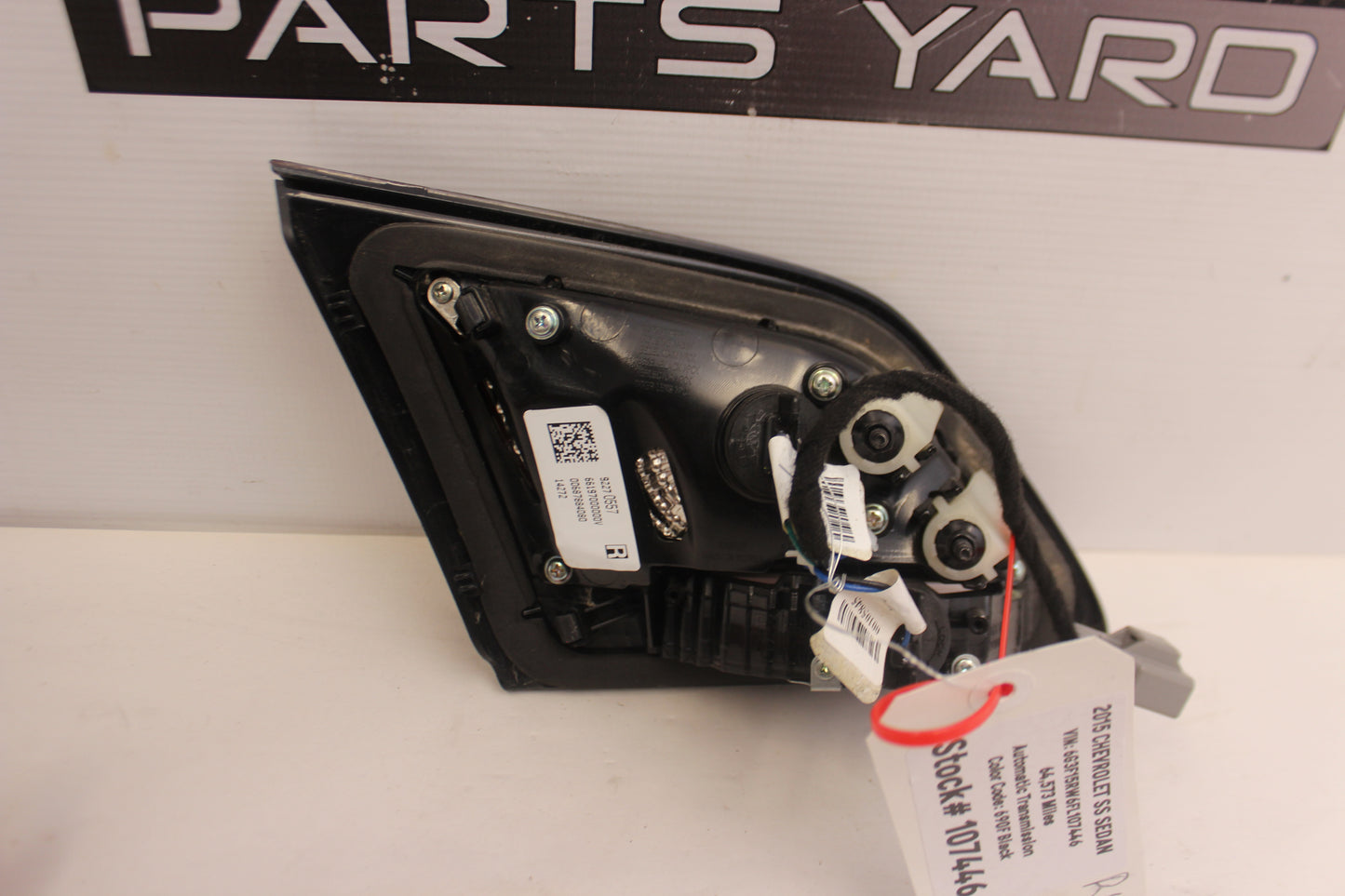 2015 Chevy SS Sedan RH Passenger Inner Tail Light Lamp OEM - Day's Parts Yard