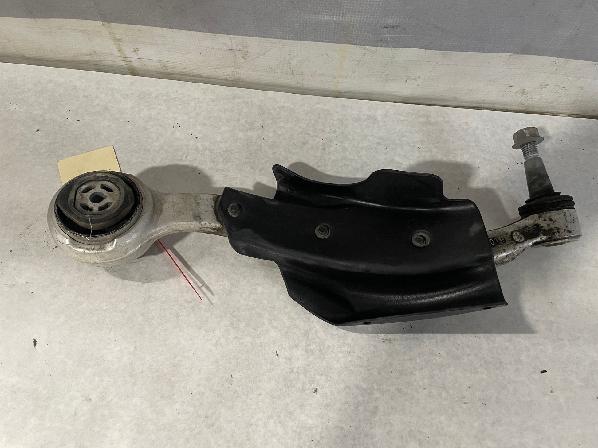 2016 Chevrolet Camaro SS Front RH Passenger Lower Control Arm OEM - Day's Parts Yard