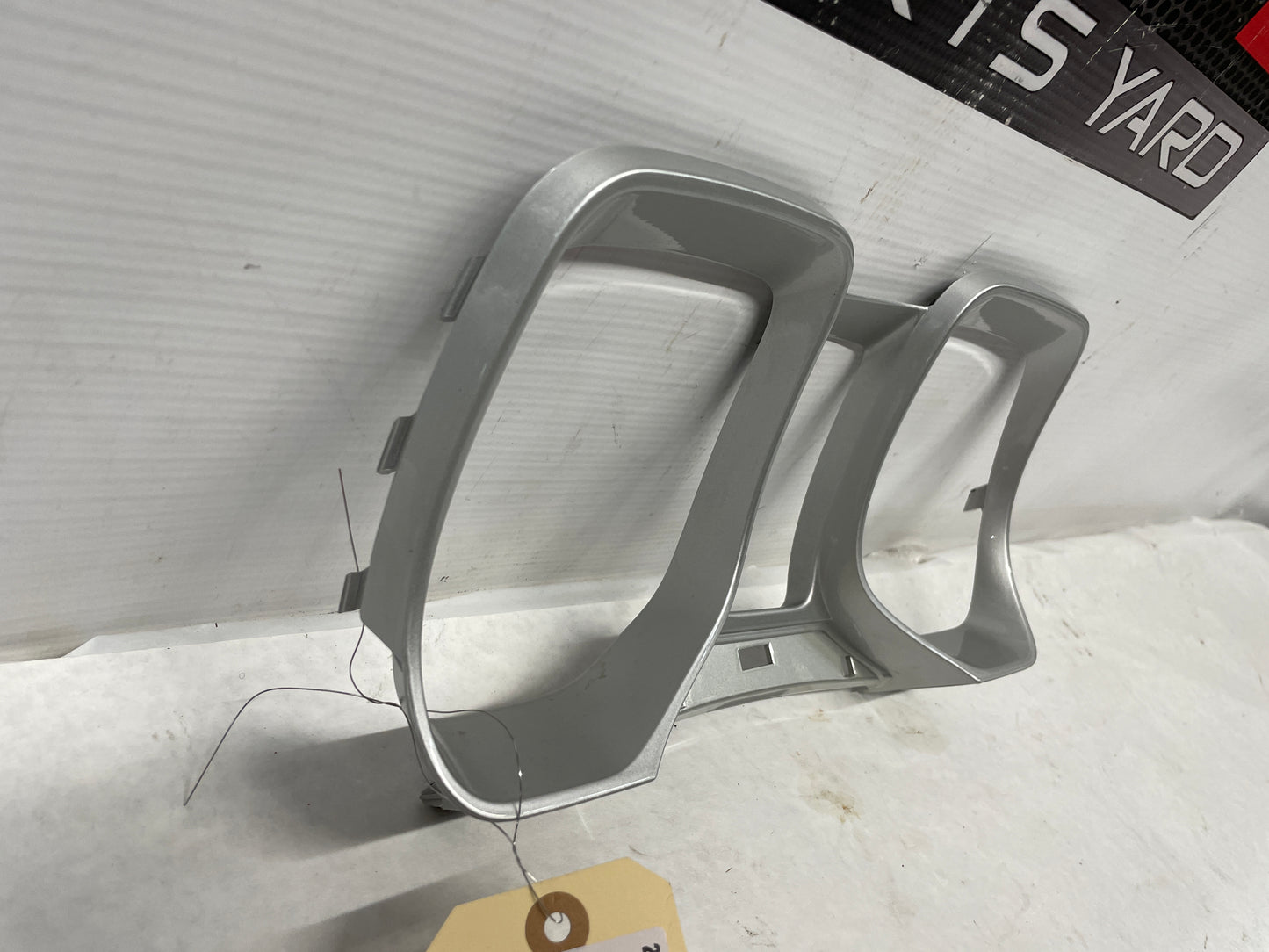 2015 Chevy Camaro SS Speedometer Gauge Cluster Bezel Trim OEM - Day's Parts Yard